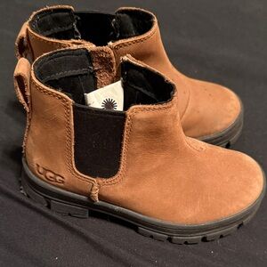 UGG Leather Chelsea Boots - toddler/little kid size 10
